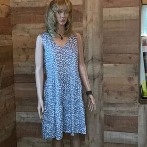 Blue and white floral sundress size M